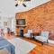 2 Entire bldgs - Great for large groups - Tower Grove