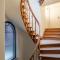 Huswell - Stylishly renovated apartment with city view