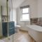 Silks Sails Harbourside Holiday Cottage