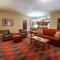 Christopher Inn and Suites
