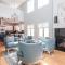 Eclectic Stylish and Cozy Milwaukee Unit - ميلووكي