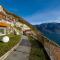 Corinto - wonderful Lake front apartment