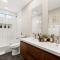 Lux 5BR gem with Heated Pool, SPA, and Outdoor Movie Theater - Austin