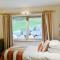 Ness Castle Lodges - 因弗内斯