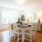 Spacious family friendly home with game room by UNC Charlotte - Charlotte