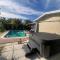 15Min from FLL airport W 8ft pool & NEW hot tub! - Sunrise