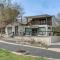 Lago Vista Home with Putting Green, Pool, and Jacuzzi - Leander