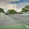 Lago Vista Home with Putting Green, Pool, and Jacuzzi - Leander