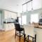Bright Spacious Apartment - 2 BR 2 BA