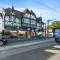 Sophisticated art deco in the heart of Toorak