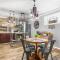 Salt Block - The Rustic Suite 1 - Bandera