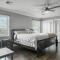 Just Like Home #3: OKC-50th St. Luxury Stay for 12 - Oklahoma City