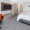 Holiday Inn Express Hotel & Suites Chicago-Algonquin, an IHG Hotel