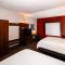 Holiday Inn Express Hotel & Suites Chicago South Lansing, an IHG Hotel - Lansing