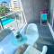AQUA 306 POOLSIDE Luxury Apartment , Honeysuckle, NEWCASTLE FREE Parking