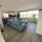 Hillarys Sea-View Panoramic Living