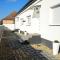 M Art Inn Apartman