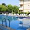 DB Residence con Piscina-Carraro Immobiliare Jesolo-Family Apartments