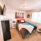 Pet Friendly w/3 Masters Suites all with En-Suite Full Bathrooms/Sleeps 11+ - Colorado Springs