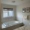 Niagara Oasis Hideaway