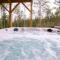 Redland Retreat 3BR/3BA Cabin, Ellijay, GA - Mountainside Bliss - إليجاي