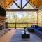 Redland Retreat 3BR/3BA Cabin, Ellijay, GA - Mountainside Bliss - إليجاي