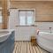 Cozy Home In Holbæk With House Sea View - Holbaek