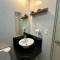 One Palm Tree villas with free parking - 马尼拉