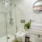 The Green Oasis by Hello Homes Sitges