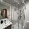 Welsh Getaway Apartment - Town Centre
