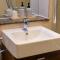 Pass the Keys Stylish Central St Albans Flat with Free Parking