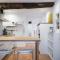 Appartamento Cortiletto with Courtyard in Gandria - Lugano