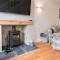 Gerties Getaway - 3 Bedroom cottage sleep 6-8