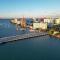 Bayshore Bliss- Cozy Space Pool & Views - ميامي بيتش