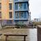 Spacious 2BR 2BA Ground Floor Apartment in RG2 - Ideal for Contractors & Business Stays, FREE Parking & Sleeps Up To 7! - Reading