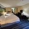 Days Inn by Wyndham Burlington East