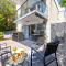 Sunset Towers, 1-25 Donald St- in the heart of town with Wi-Fi and Air Con - Nelson Bay