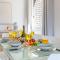 Sunset Towers, 1-25 Donald St- in the heart of town with Wi-Fi and Air Con - Nelson Bay