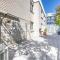 Sunset Towers, 1-25 Donald St- in the heart of town with Wi-Fi and Air Con - Nelson Bay
