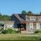 100% Renovated Stowe Village Farmhouse