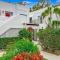 Naples Luxury Condo, Pool, Tennis, Minutes from the Beach