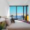 Stylish CBD Apartment with Stunning Harbour Views Stylish CBD Apartment with Stunning Harbour Views
