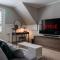 Guestly Homes - 2BR Central Charm