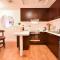 Heart of DIFC: SKY Gardens Modern Chic Studio