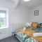 NR RHOSNEIGR-3 BED-STYLISH-RE-FURBISHED HOLIDAY HOME