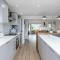 NR RHOSNEIGR-3 BED-STYLISH-RE-FURBISHED HOLIDAY HOME
