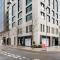 Elegant and Modern Apartments in Canary Wharf right next to Thames - London