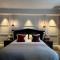 Manor House Lindley