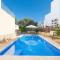 Amplia villa en Mallorca con jardín, 4 dormitorios y zona BBQ Cerca del mar en Portocolom