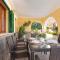 Amplia villa en Mallorca con jardín, 4 dormitorios y zona BBQ Cerca del mar en Portocolom